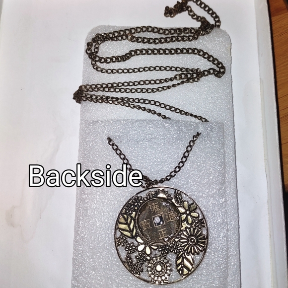 Enamel Floral Pendant w/ Foreign Coin - Picture 6 of 11